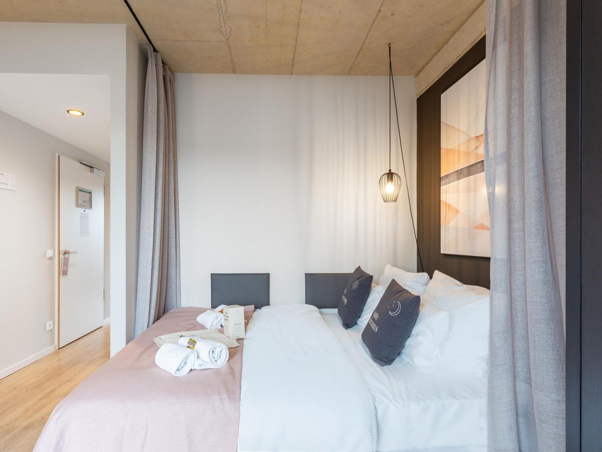 Limehome Duesseldorf Stresemannstrasse - Digital Access Bilik gambar