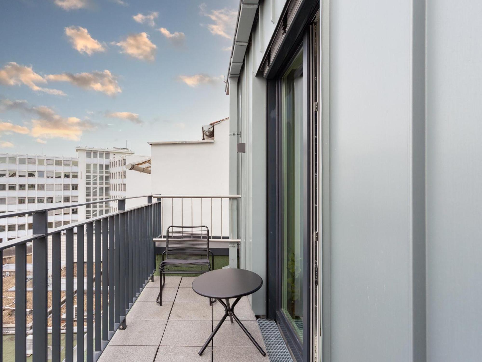 Limehome Duesseldorf Stresemannstrasse - Digital Access Bilik gambar